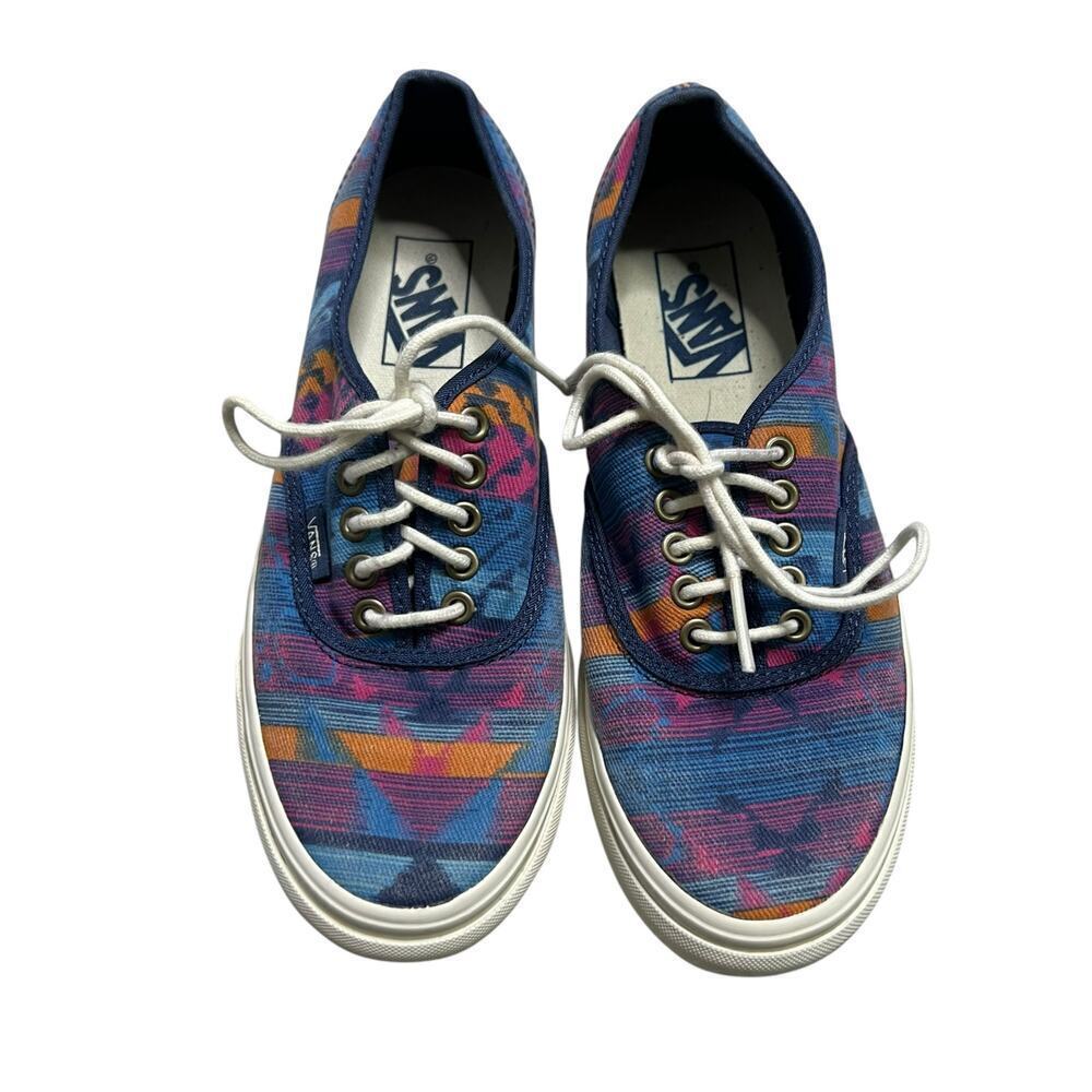 Vans Shoes Women’s Authentic‎ Slim Fit Vans - Tribal Print Ensignia Blue - US 7